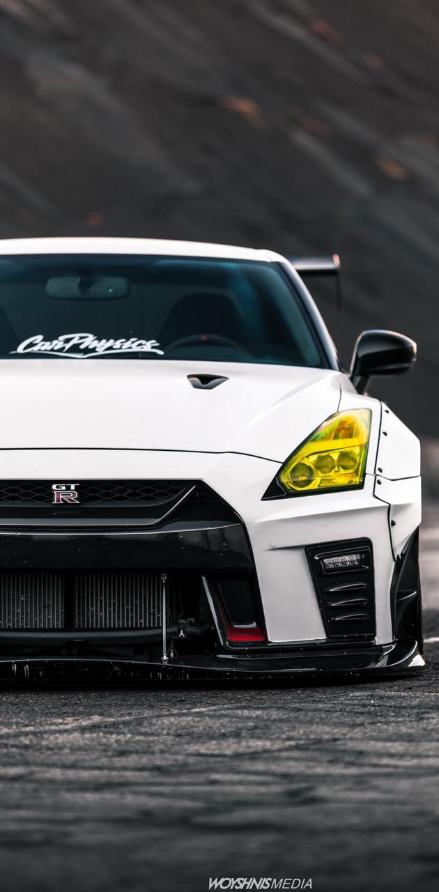 630x1280 Nissan GT R R35 Wallpaper, Phone