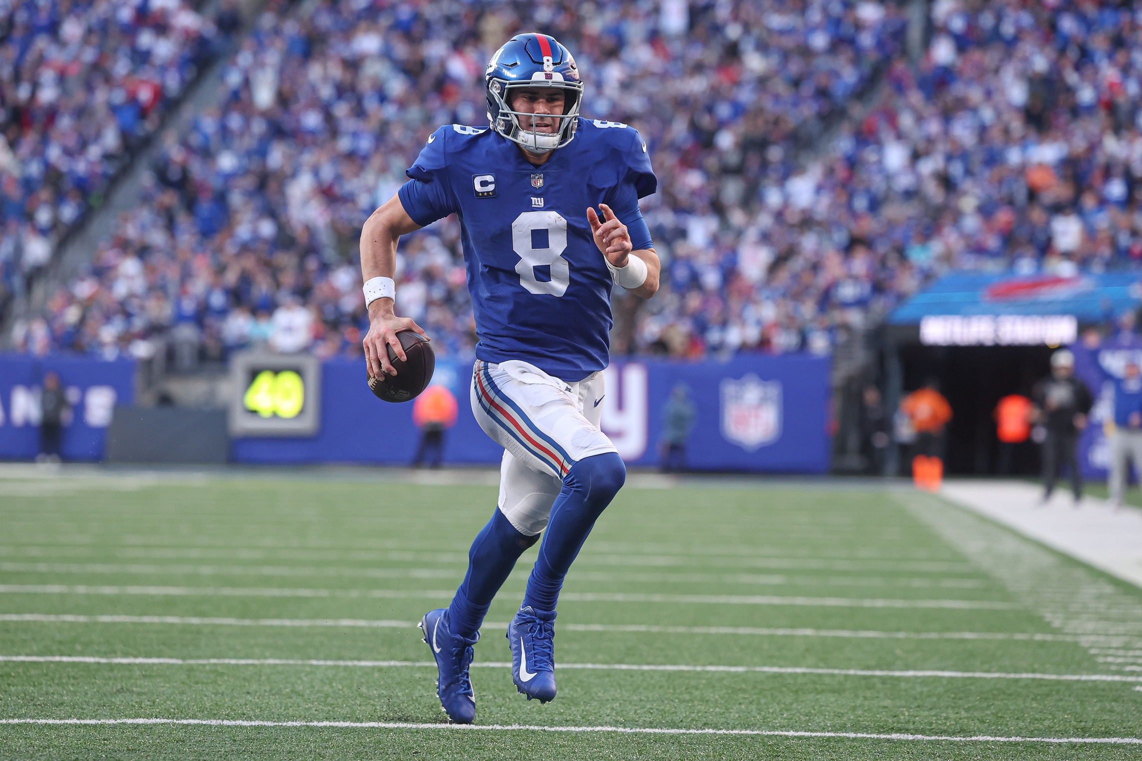 2290x1530 Will The Giants Re Sign Daniel Jones? Has He Earned A Contract Extension?, Desktop